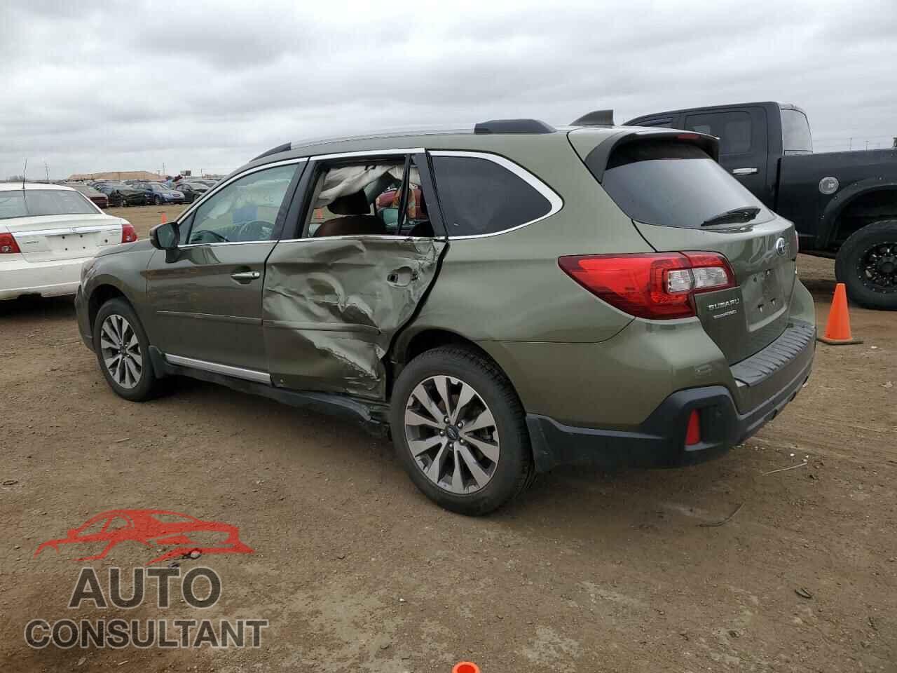 SUBARU OUTBACK 2018 - 4S4BSATC8J3365052