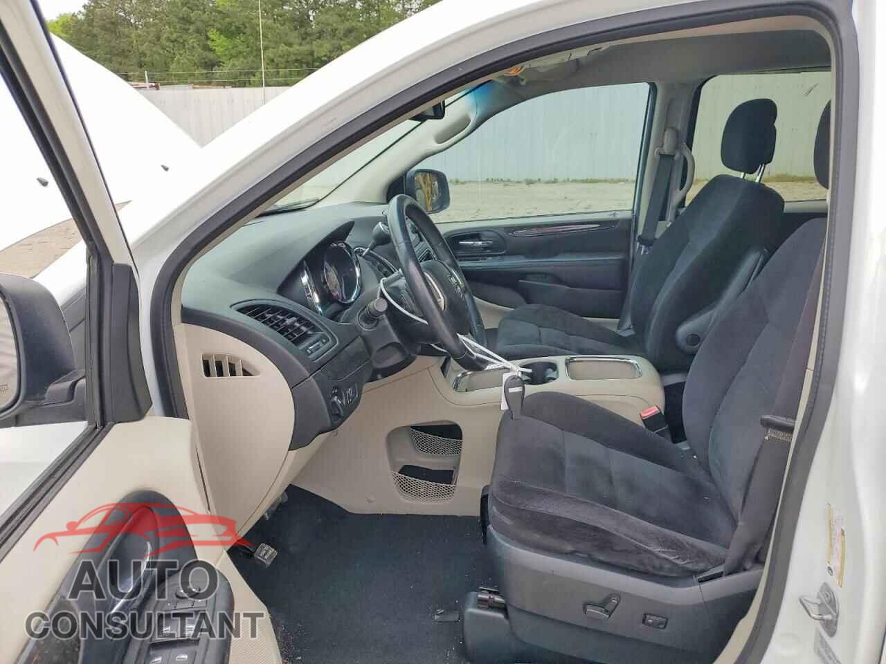 DODGE CARAVAN 2015 - 2C4RDGCG6FR549892