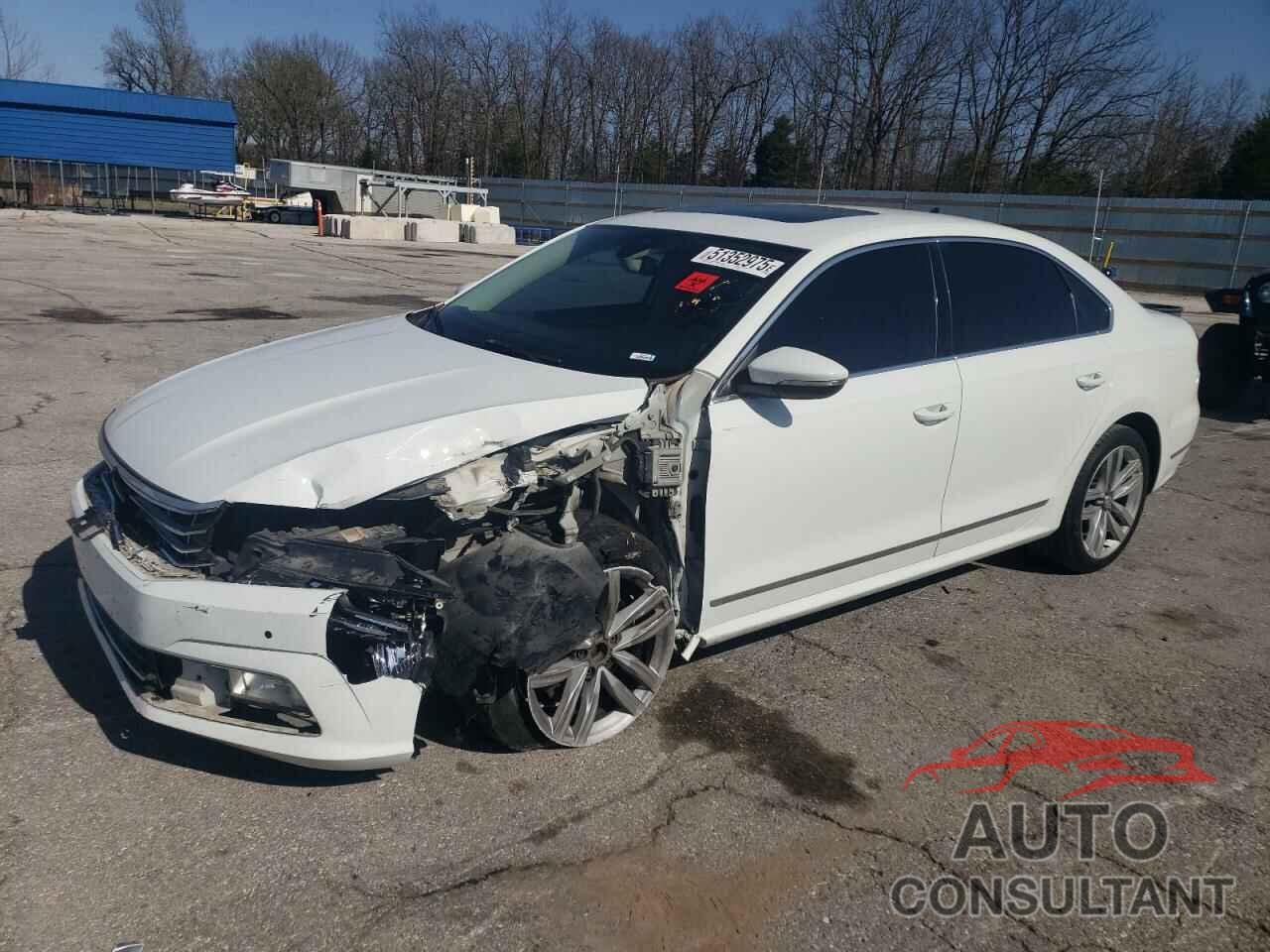 VOLKSWAGEN PASSAT 2017 - 1VWCT7A31HC020366