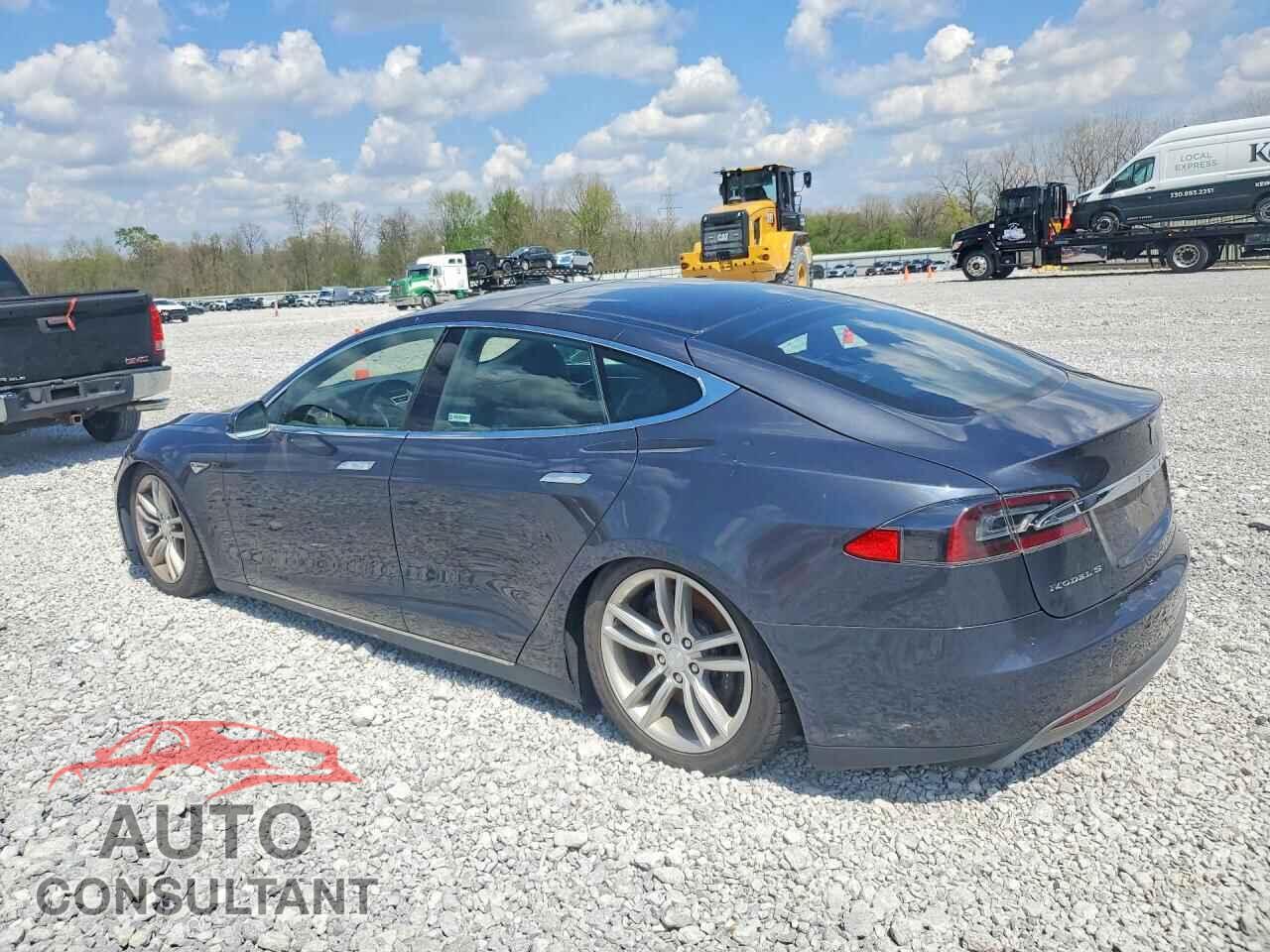 TESLA MODEL S 2015 - 5YJSA1H25FF091116