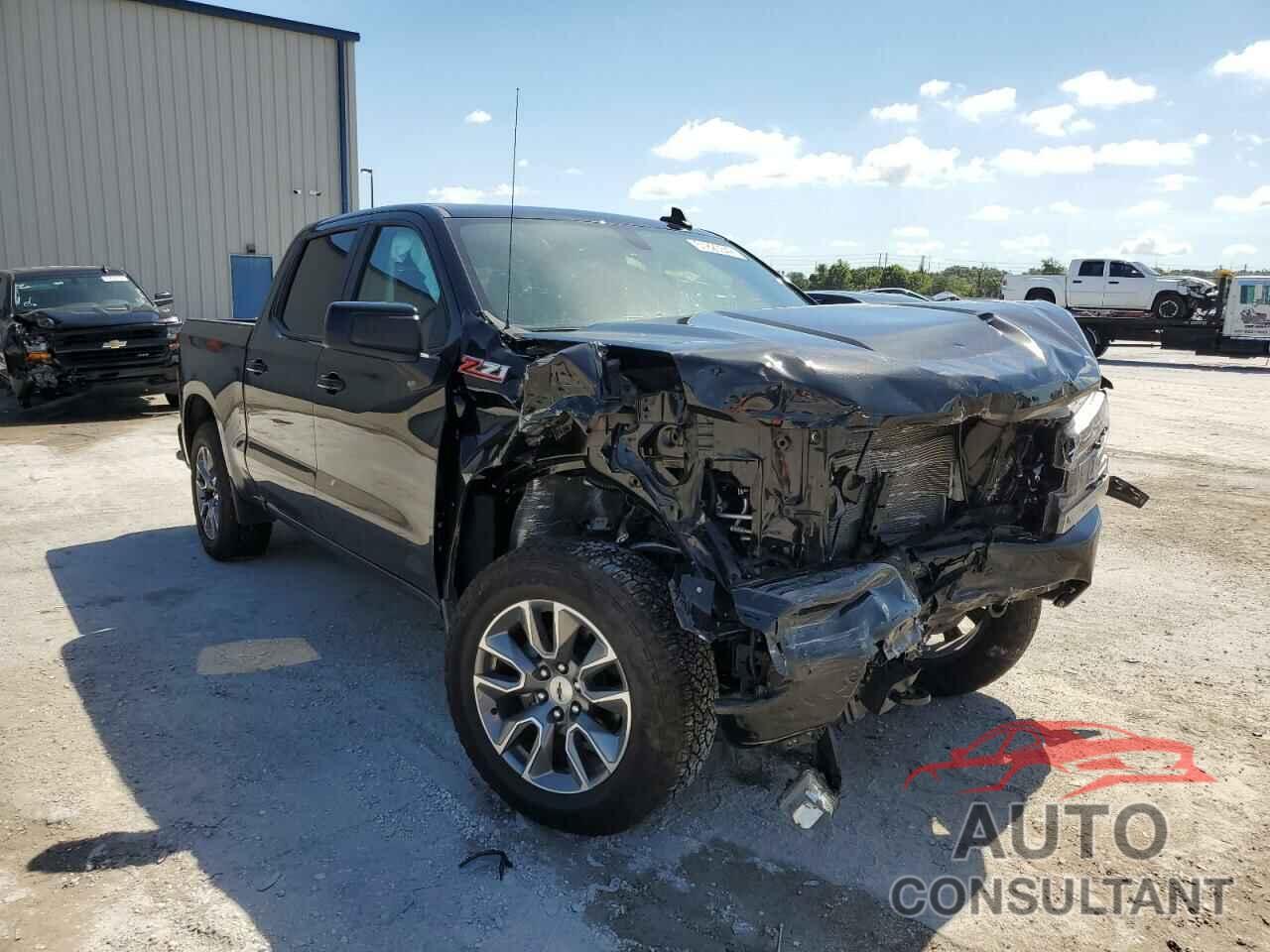 CHEVROLET SILVERADO 2022 - 1GCUYEED8NZ132557