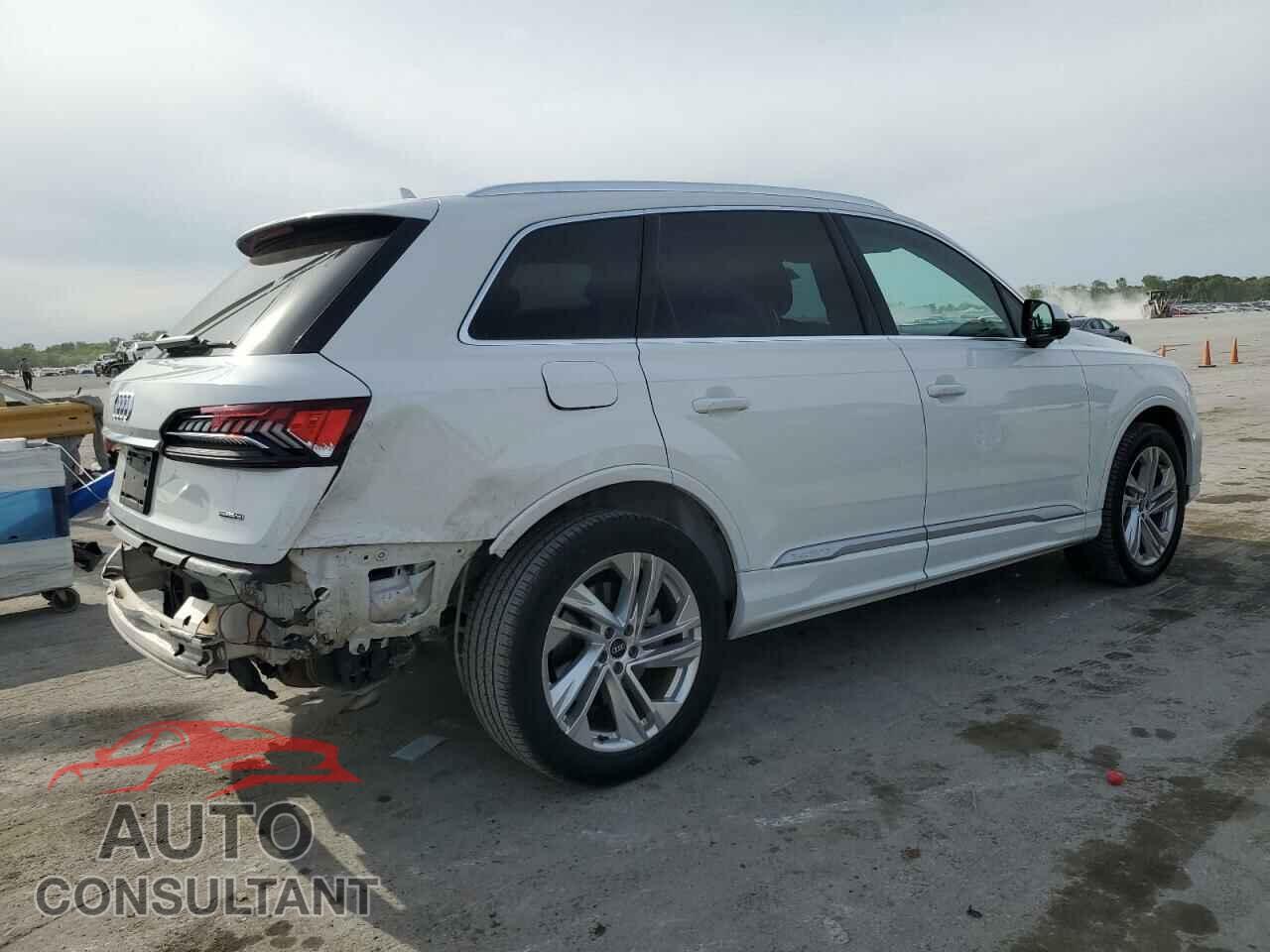 AUDI Q7 2021 - WA1LXAF7XMD017433