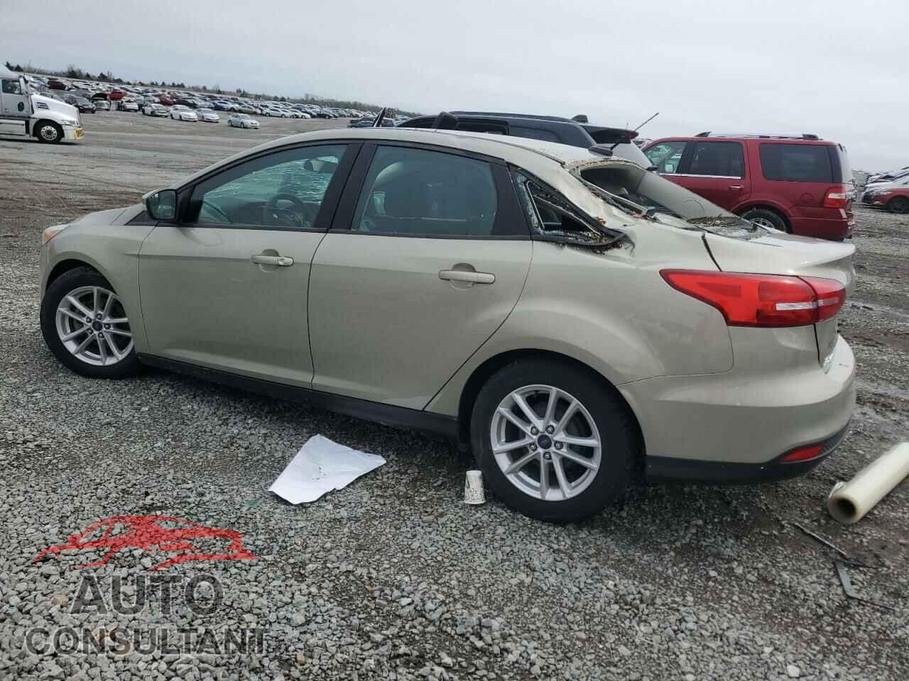 FORD FOCUS 2015 - 1FADP3F21FL329696
