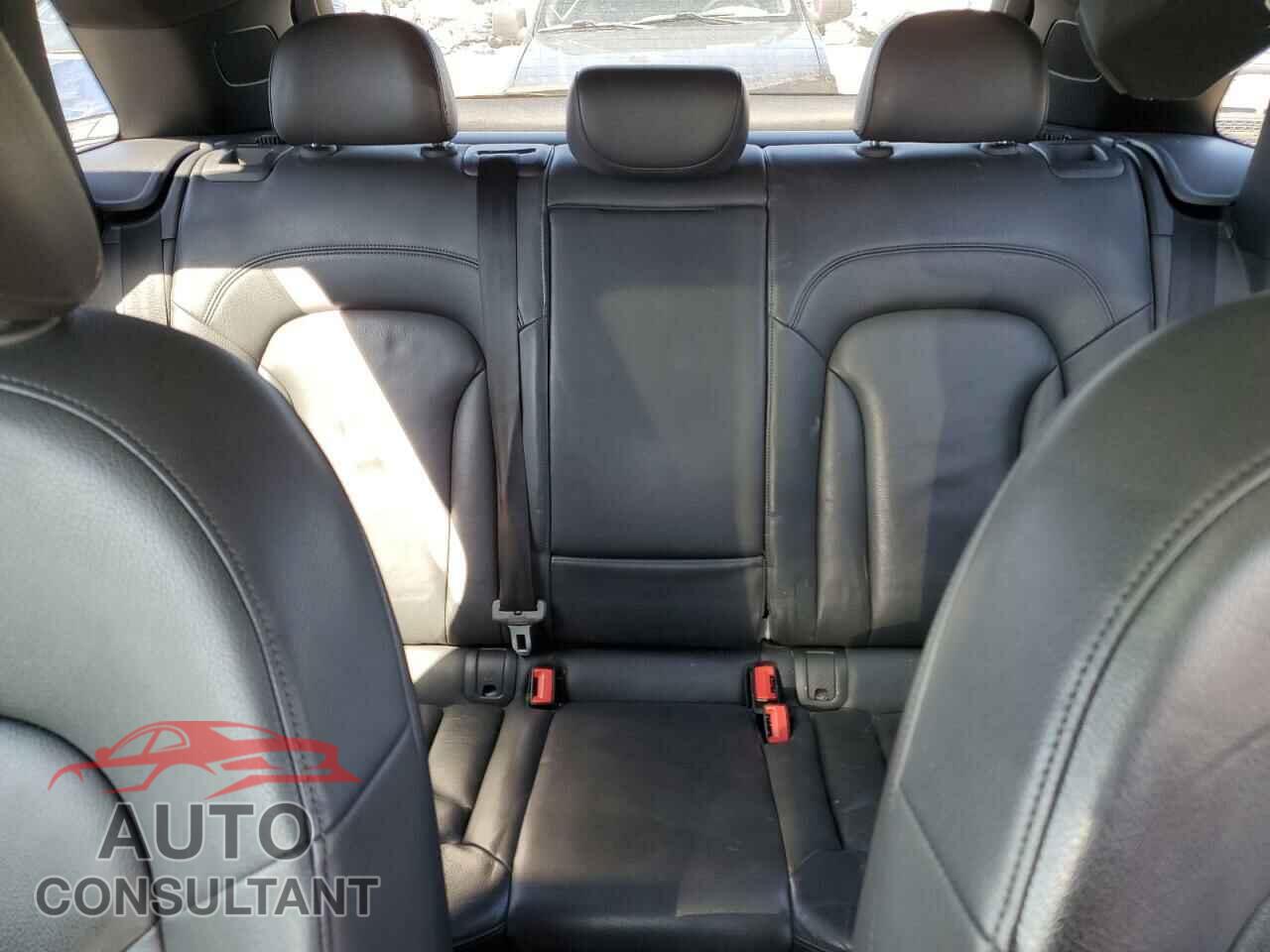 AUDI Q3 2016 - WA1BFCFS5GR018981