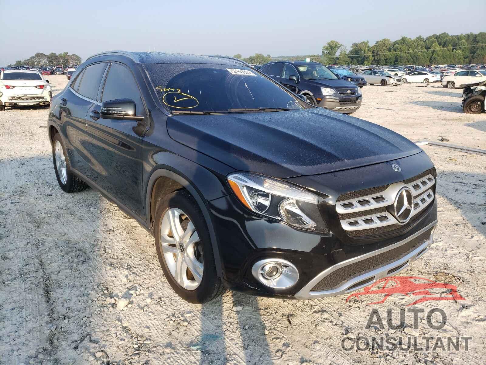 MERCEDES-BENZ GLA-CLASS 2019 - WDCTG4EB5KU010149