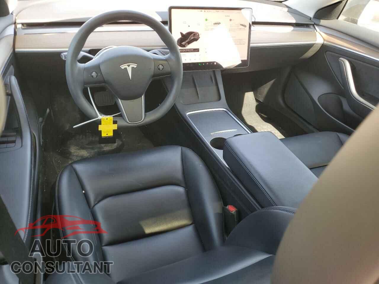 TESLA MODEL 3 2021 - 5YJ3E1EA8MF057723