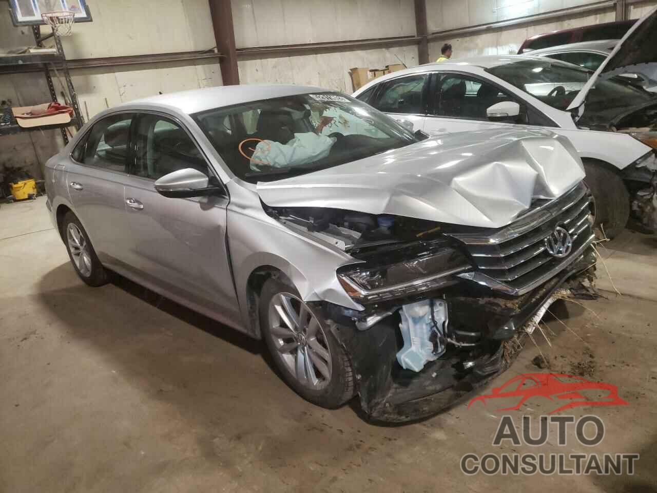 VOLKSWAGEN PASSAT 2020 - 1VWSA7A3XLC027021