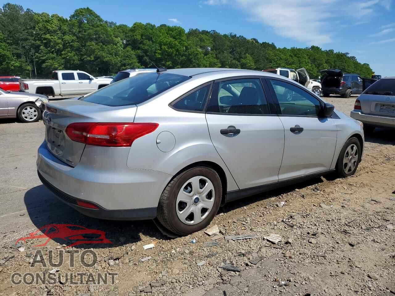 FORD FOCUS 2015 - 1FADP3E25FL353839