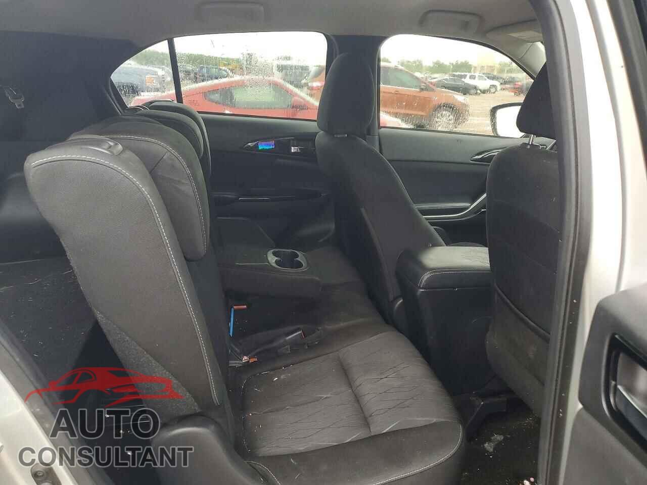 MITSUBISHI ECLIPSE 2018 - JA4AT5AA2JZ037476