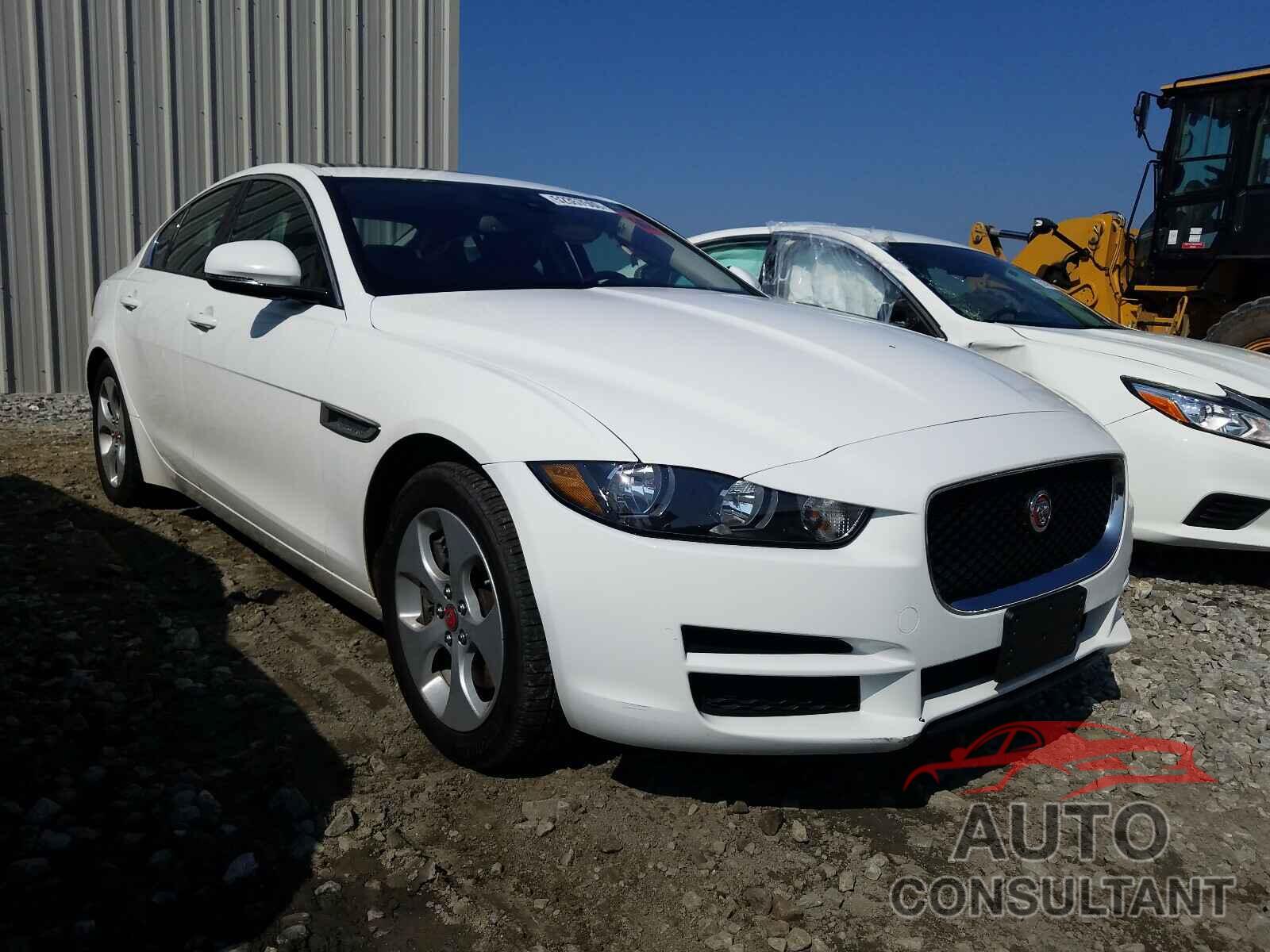 JAGUAR XE 2017 - SAJAR4BG6HA978036