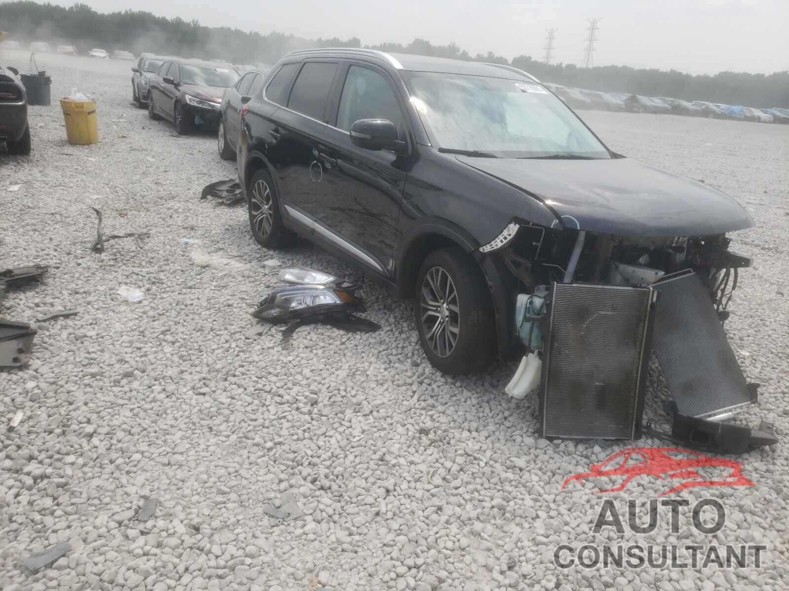 MITSUBISHI OUTLANDER 2018 - JA4AD3A3XJZ000808