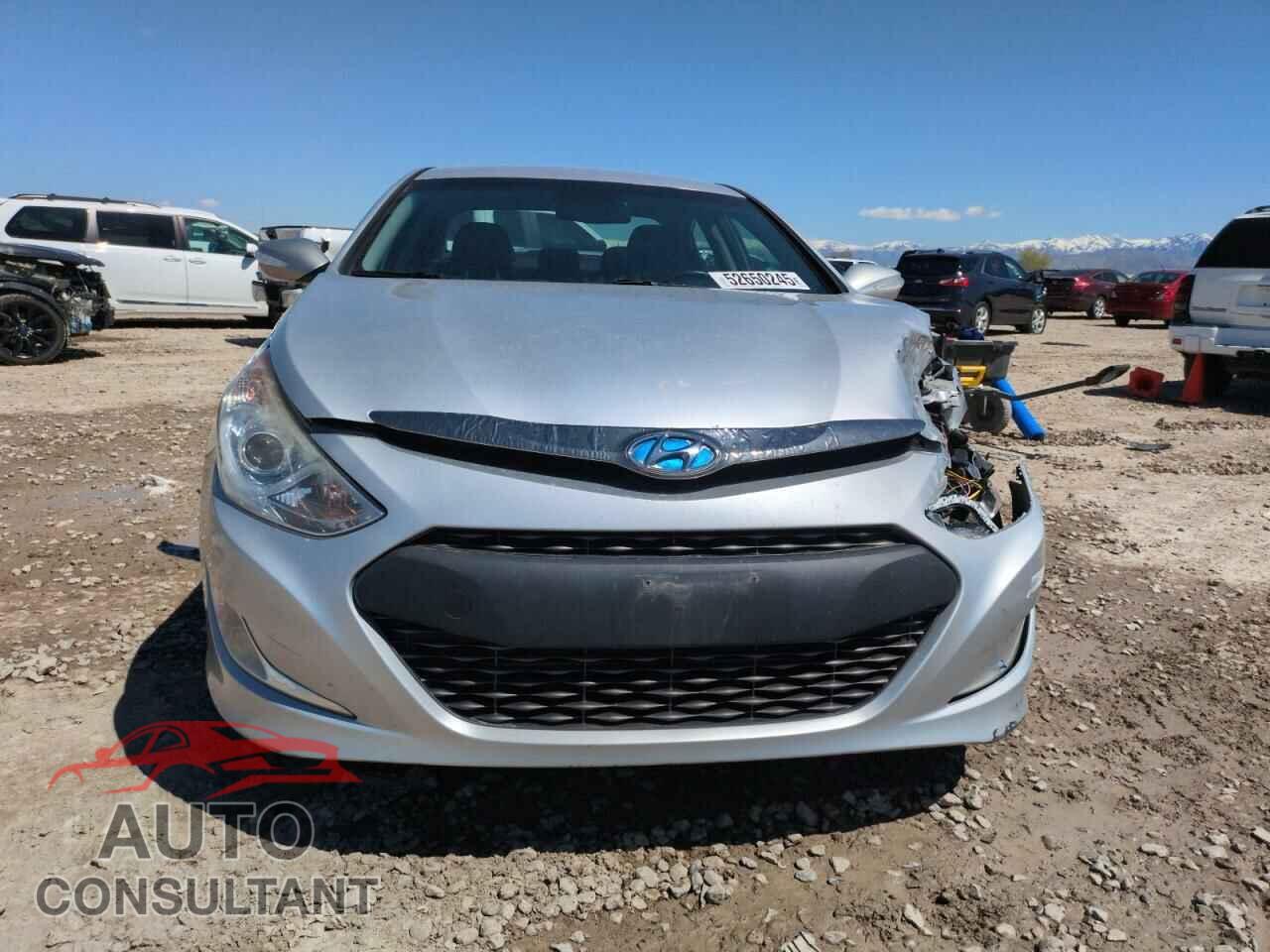 HYUNDAI SONATA 2012 - KMHEC4A40CA063129