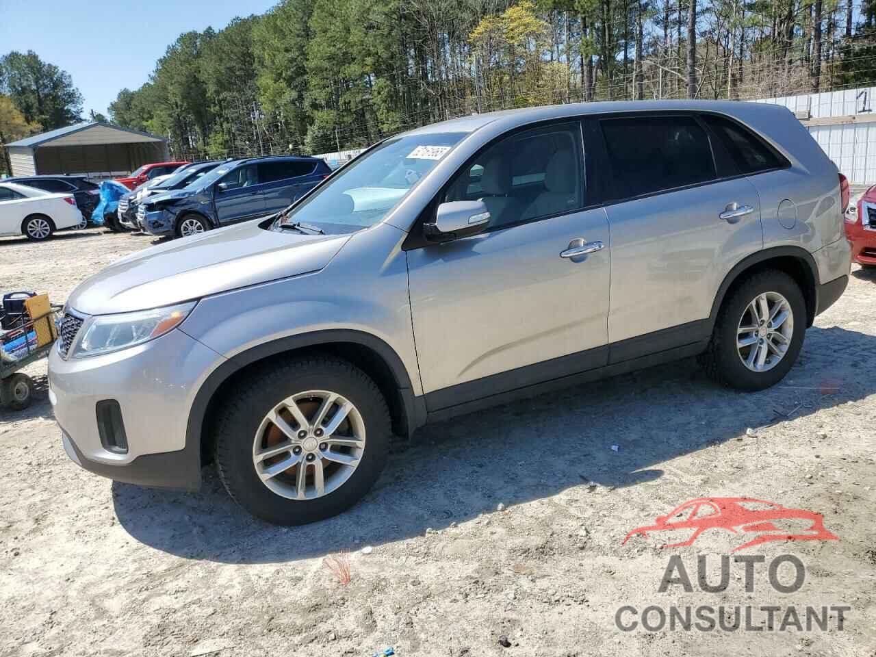KIA SORENTO 2015 - 5XYKT3A69FG592943