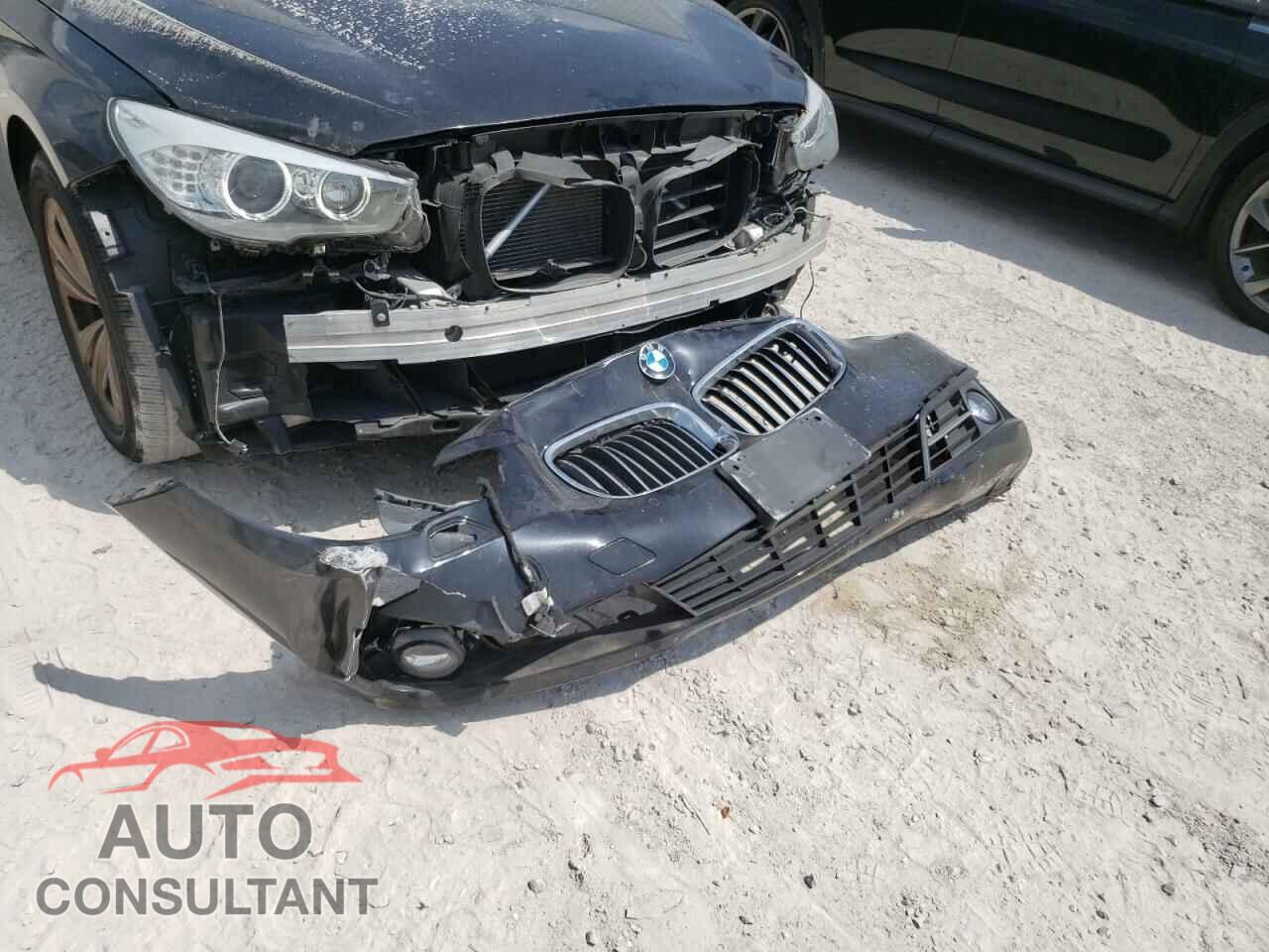 BMW 5 SERIES 2017 - WBA5M2C31HG499368