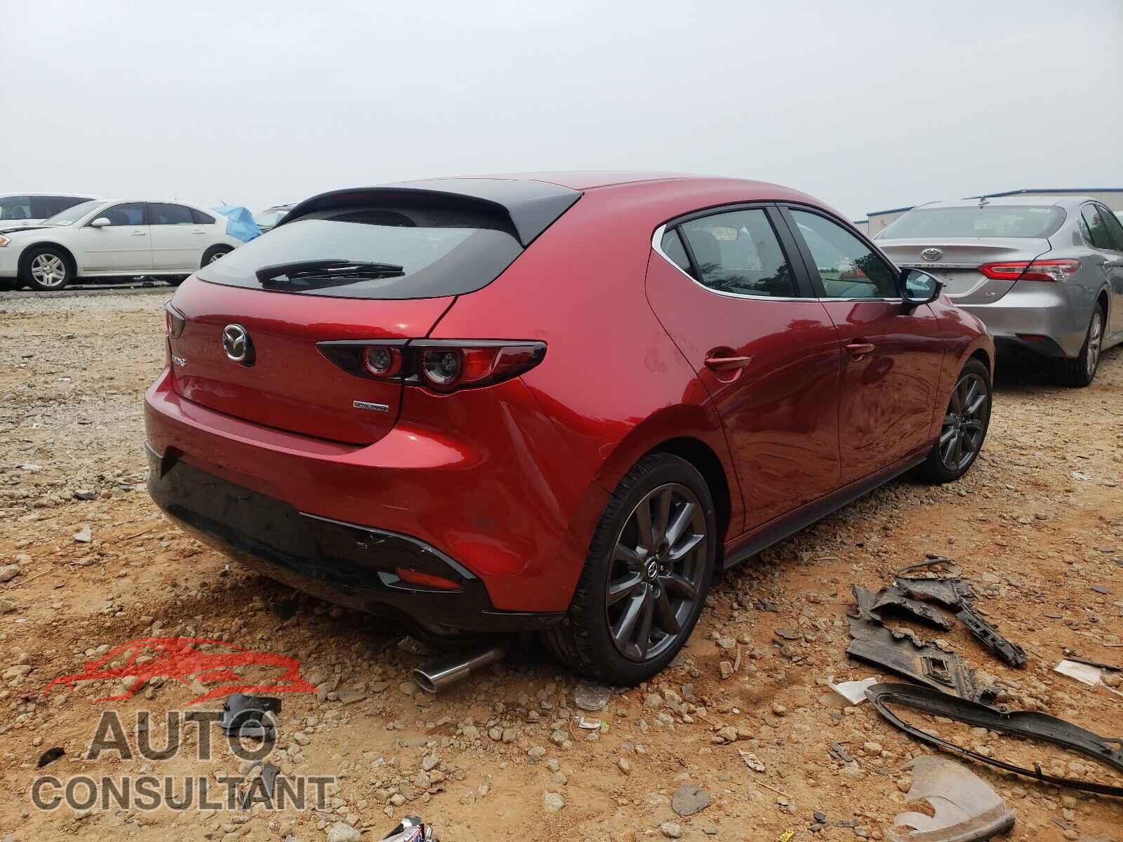 MAZDA 3 2021 - JM1BPAKLXM1331914