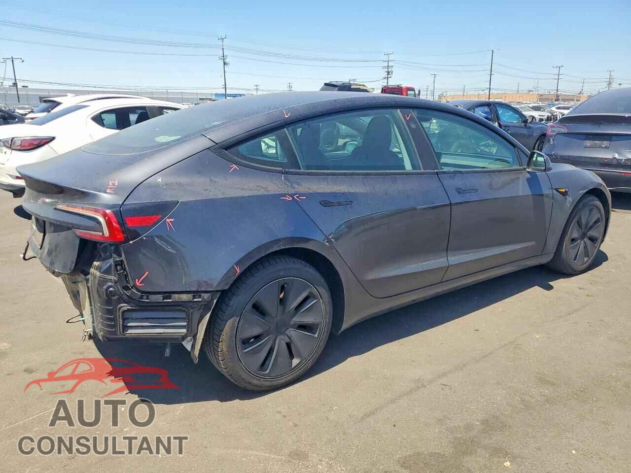 TESLA MODEL 3 2024 - 5YJ3E1EA8RF749505