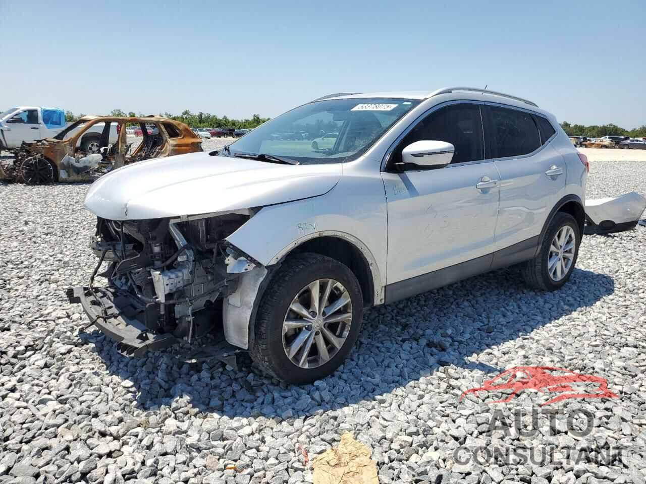 NISSAN ROGUE 2017 - JN1BJ1CPXHW009935