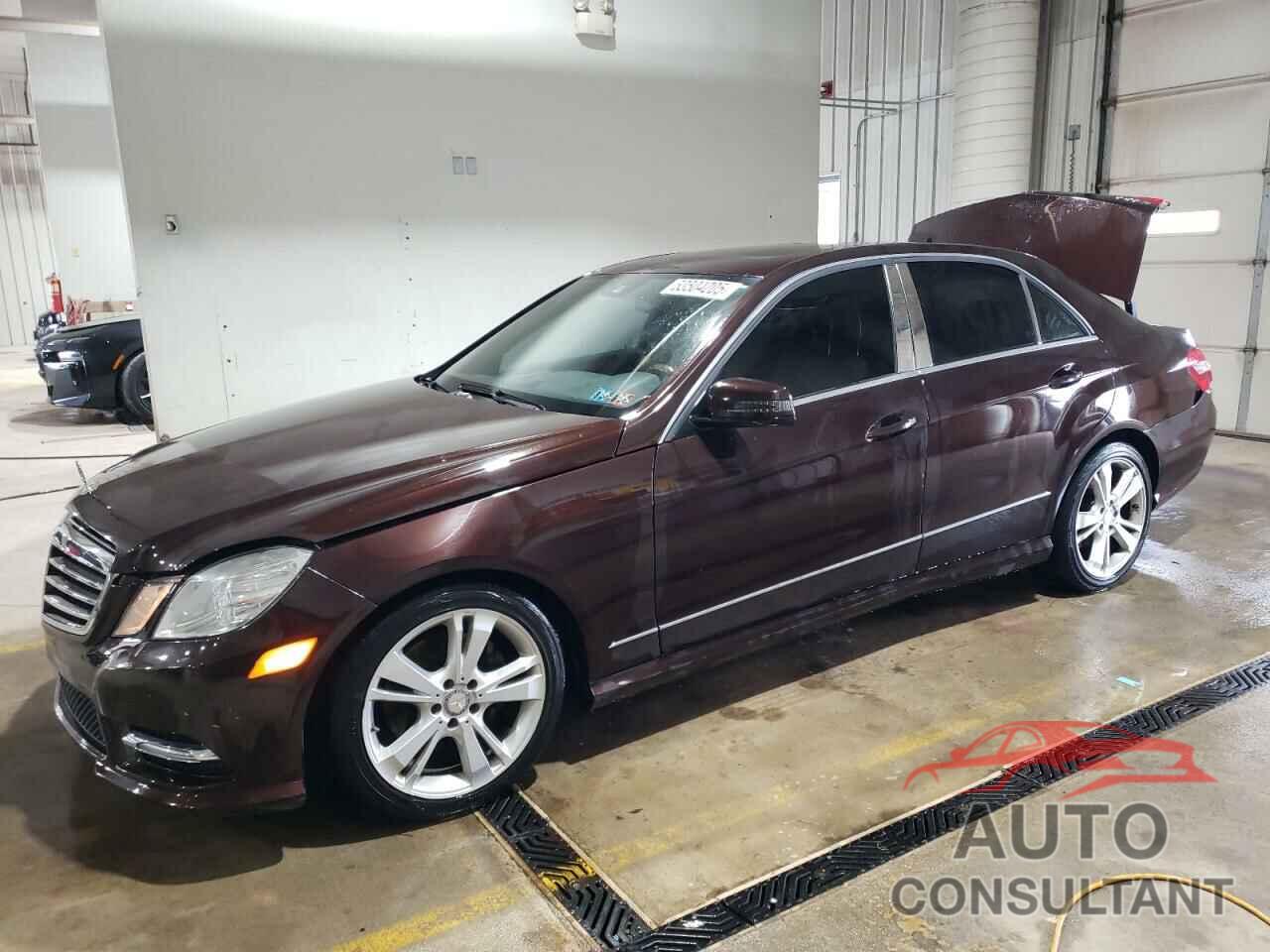 MERCEDES-BENZ E-CLASS 2013 - WDDHF8JB8DA710656