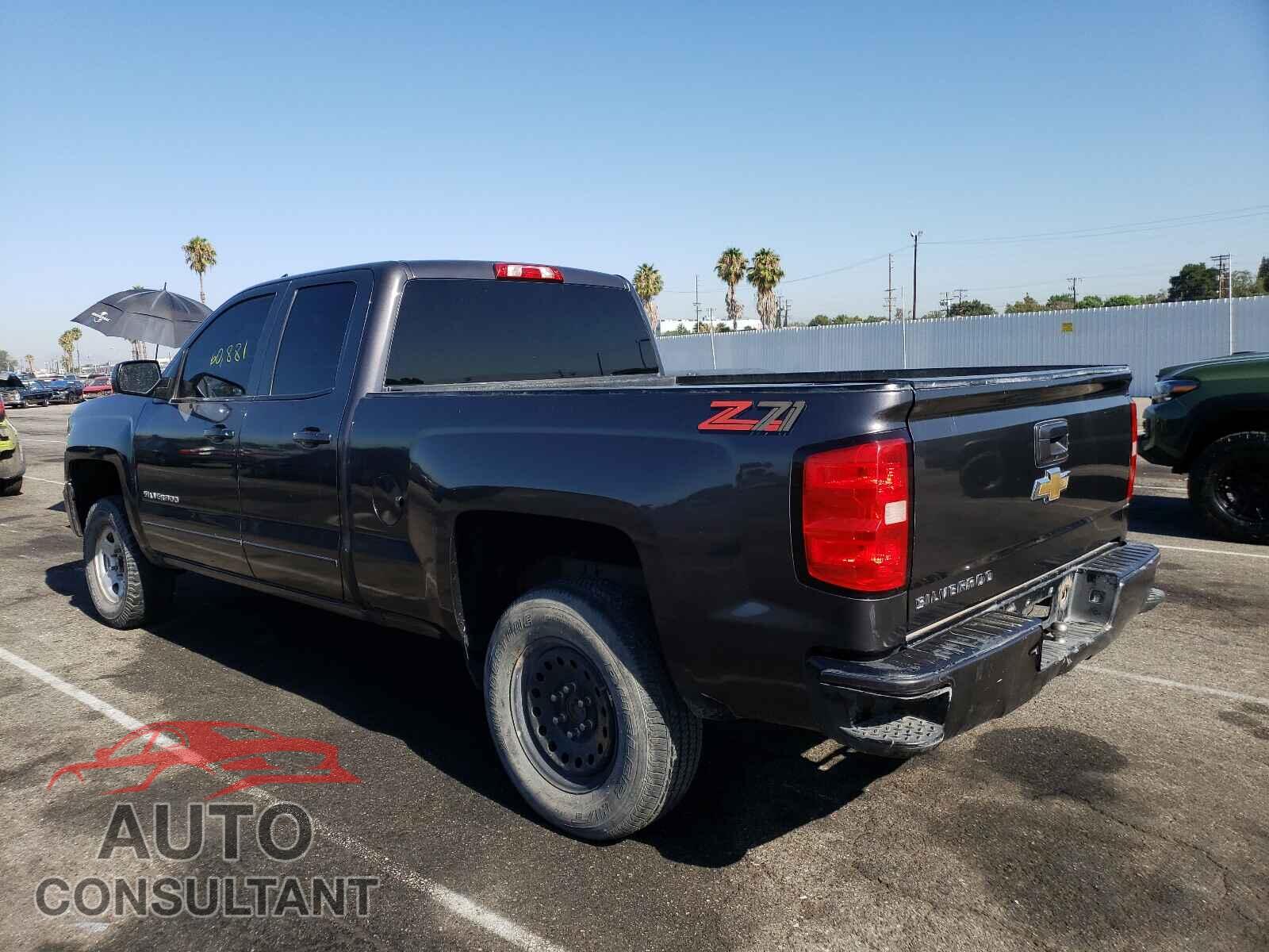 CHEVROLET SILVERADO 2018 - 1GCRCREH8JZ130140