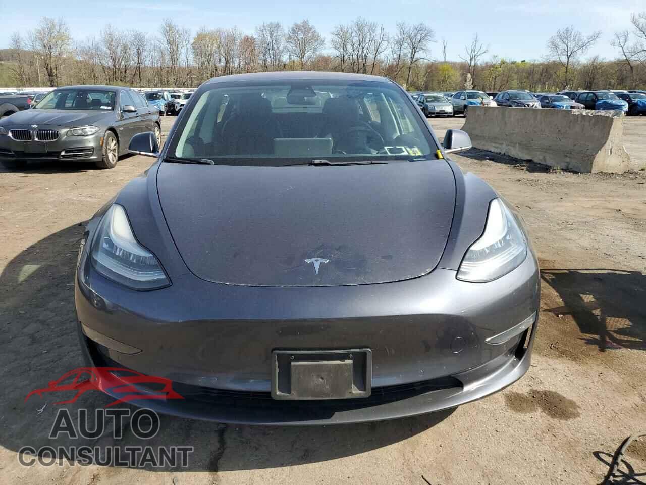 TESLA MODEL 3 2018 - 5YJ3E1EB2JF128337