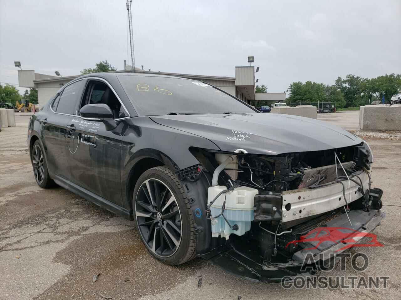 TOYOTA CAMRY 2018 - 4T1B61HK0JU071837