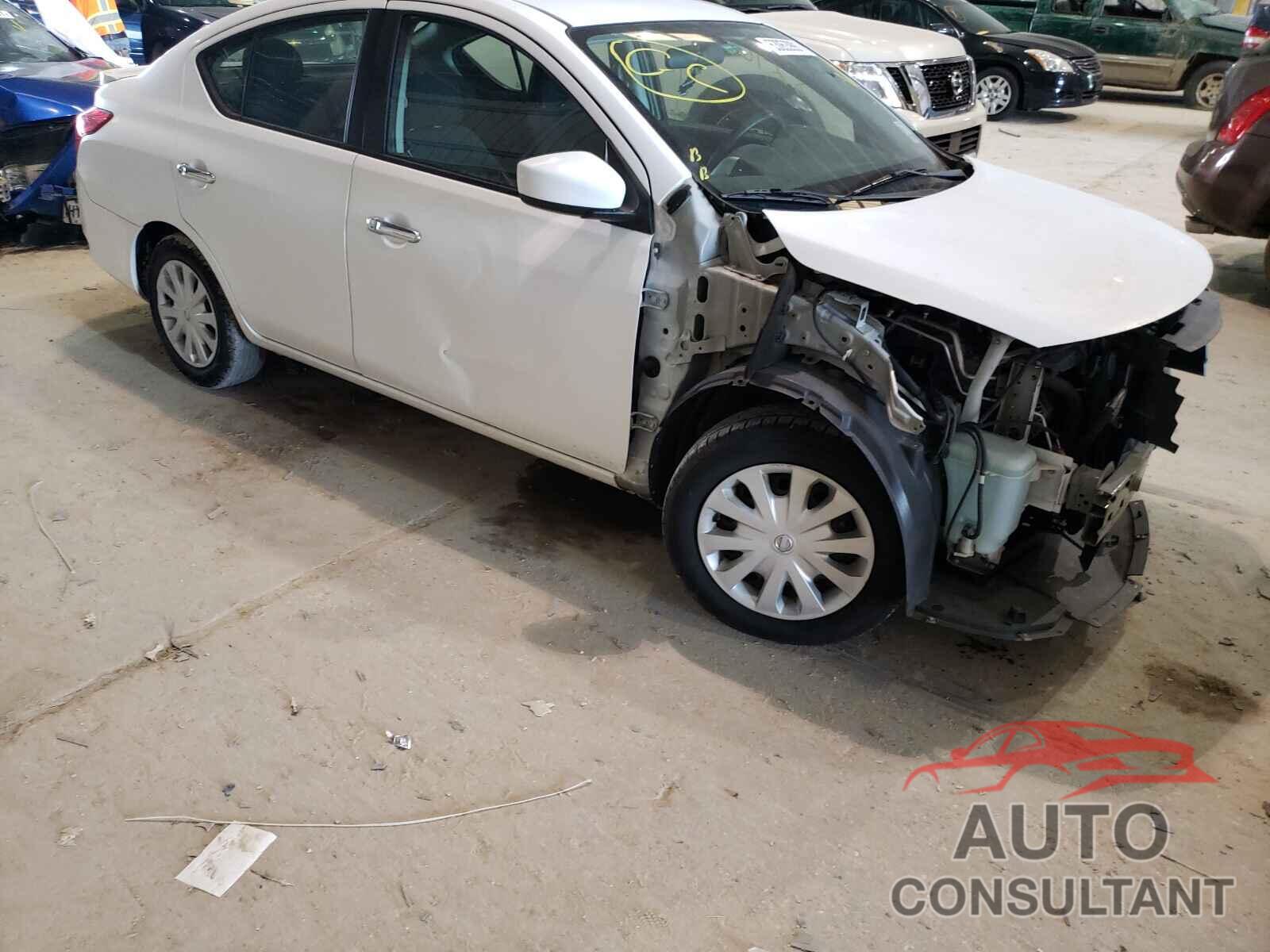 NISSAN VERSA 2016 - 3N1CN7AP7GL843549