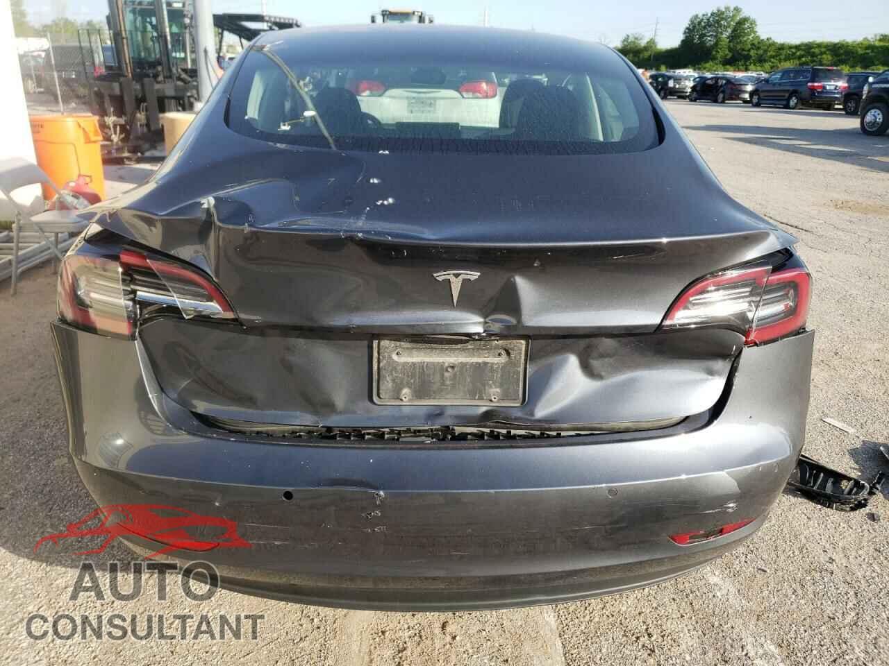 TESLA MODEL 3 2019 - 5YJ3E1EA9KF425484