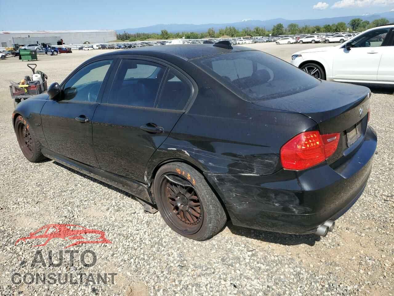 BMW 3 SERIES 2011 - WBAPH5G52BNM72404