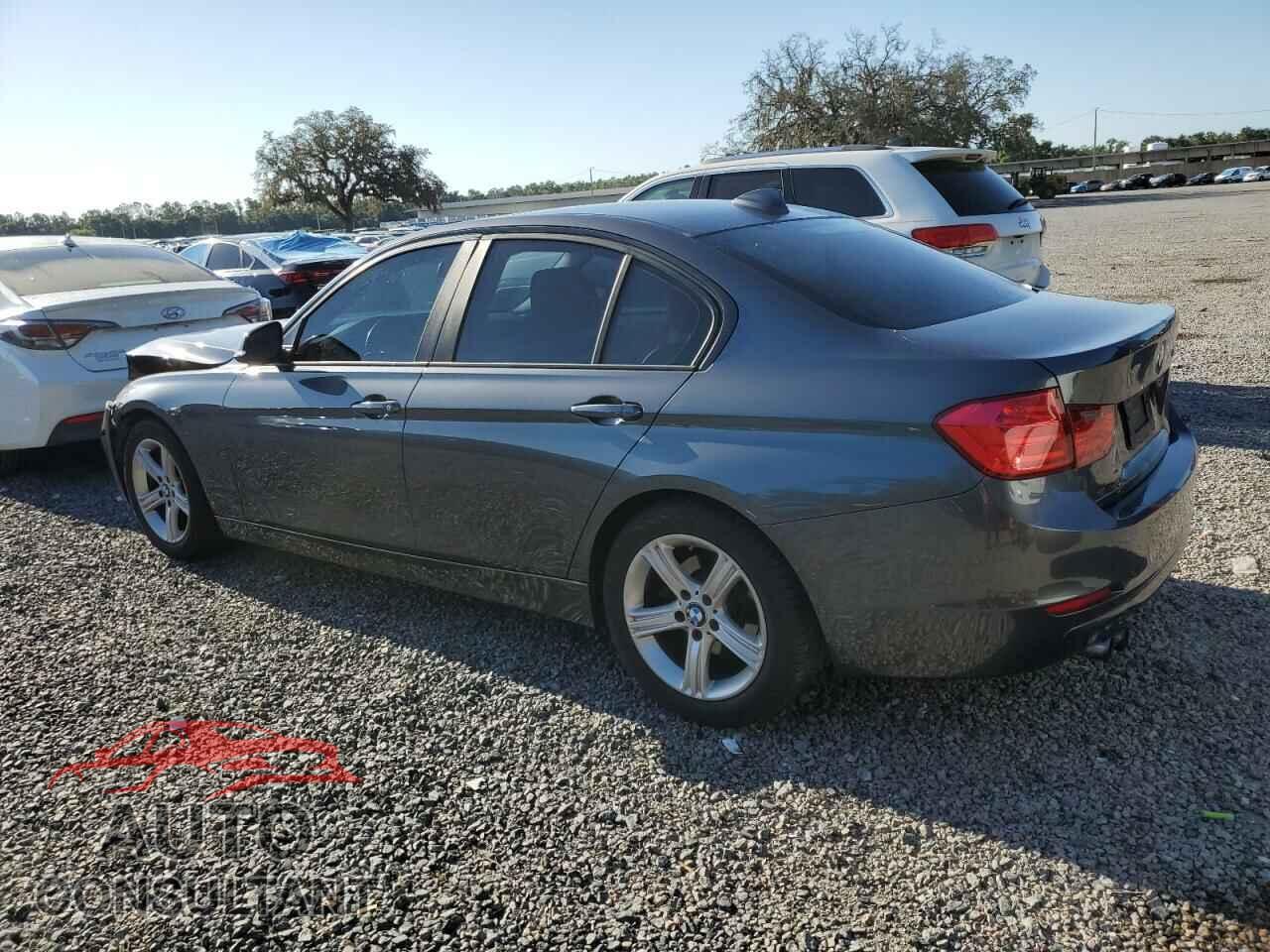 BMW 3 SERIES 2013 - WBA3A5C59DF358213