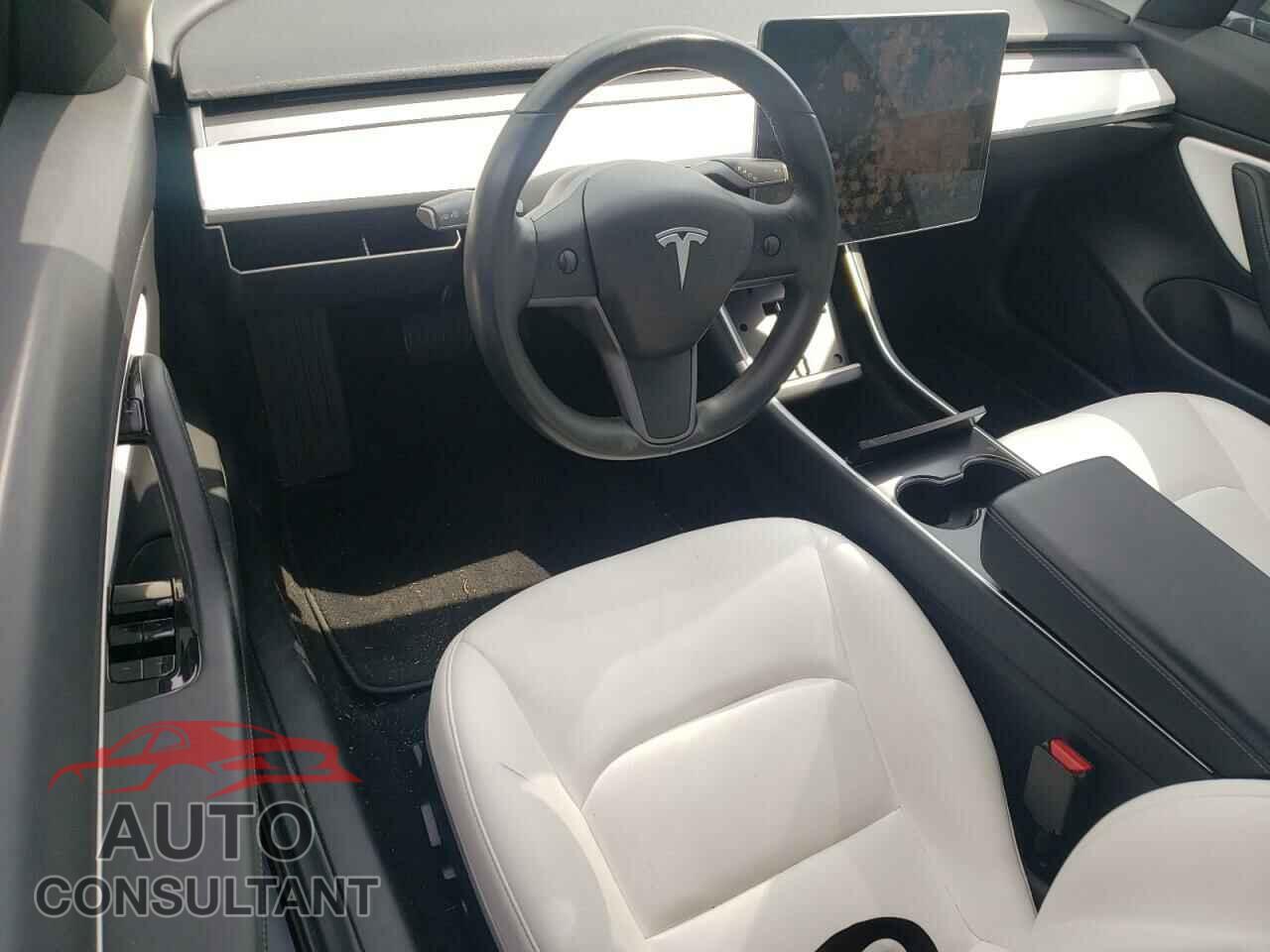 TESLA MODEL 3 2018 - 5YJ3E1EBXJF100415