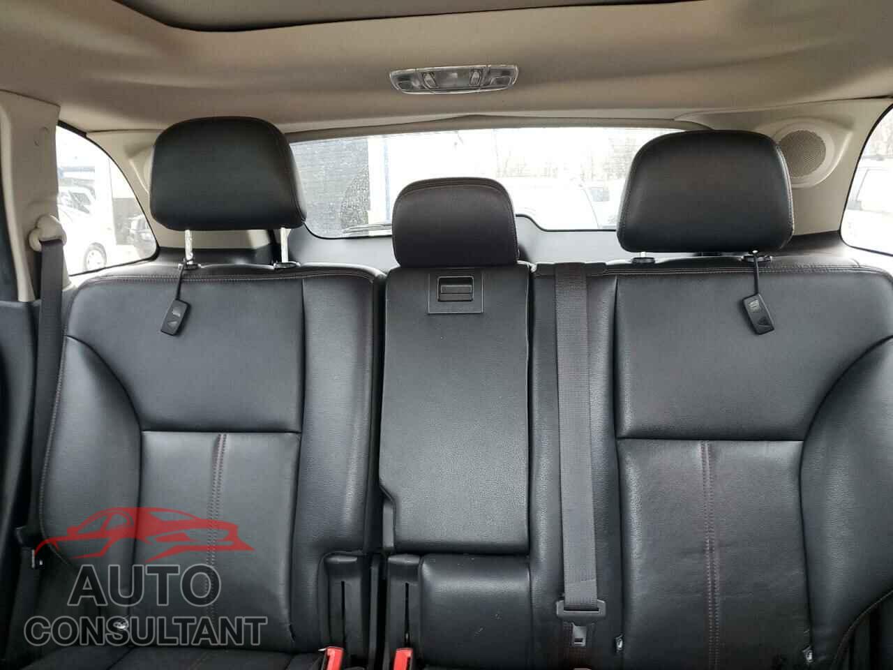 FORD EDGE 2011 - 2FMDK4KC5BBB64044