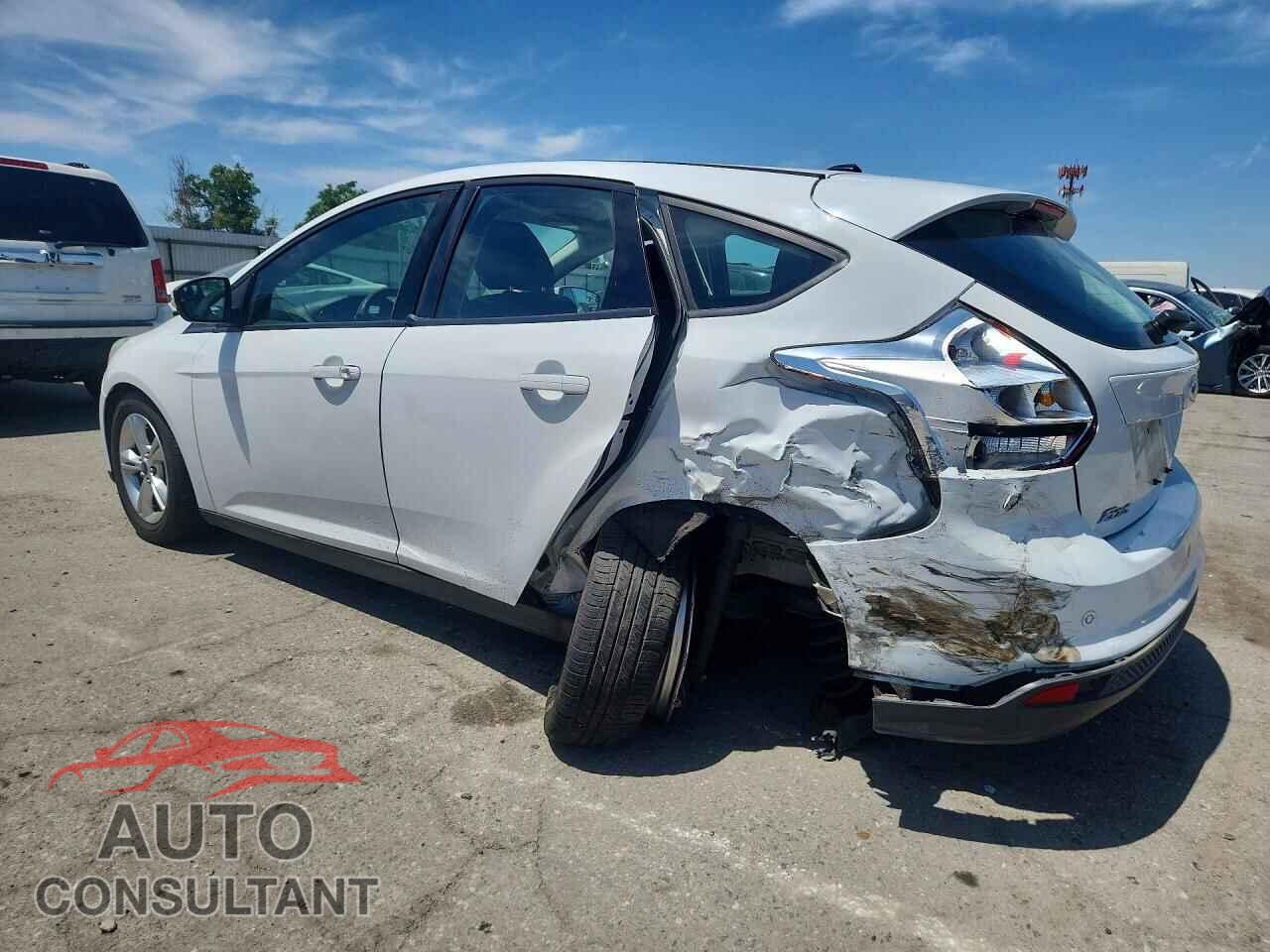 FORD FOCUS 2014 - 1FADP3K23EL176324