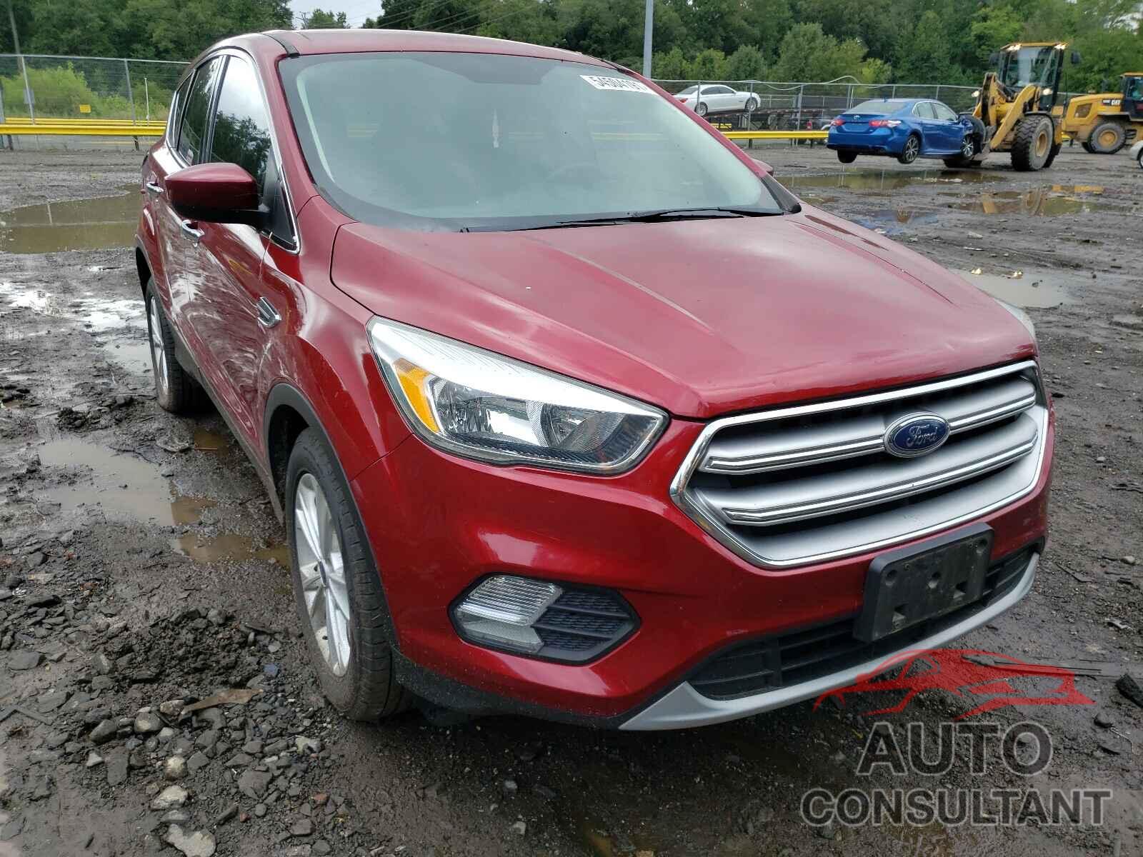FORD ESCAPE 2017 - 1FMCU0GD2HUC72088
