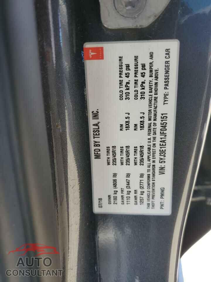 TESLA MODEL 3 2018 - 5YJ3E1EA1JF045151
