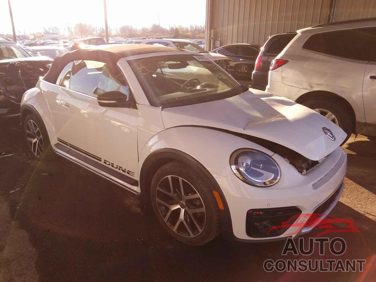 VOLKSWAGEN BEETLE 2017 - 3VWT17AT3HM814774
