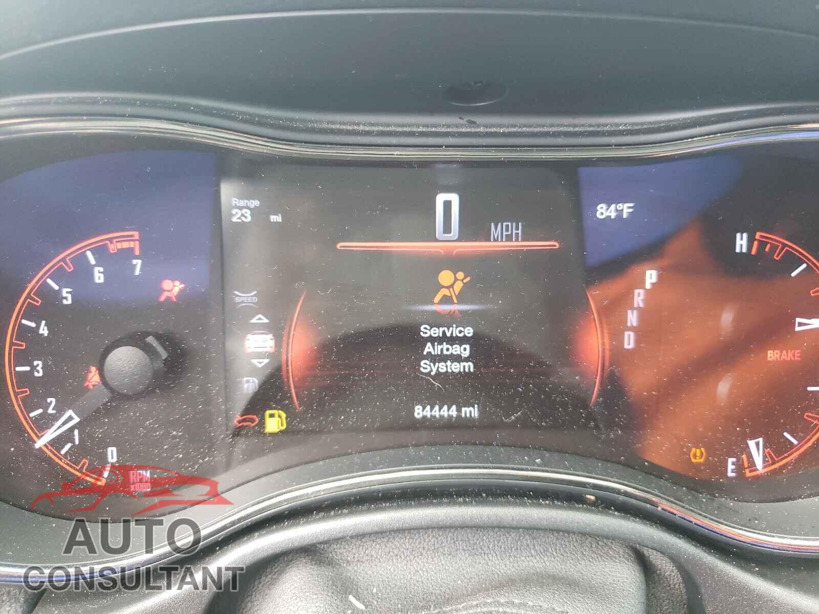 DODGE DURANGO 2018 - 1C4RDJDG5JC282175
