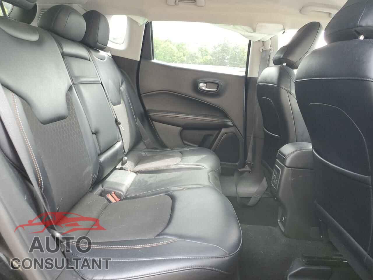 JEEP COMPASS 2017 - 3C4NJDBB4HT680590