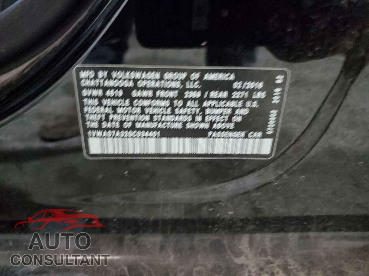 VOLKSWAGEN PASSAT 2016 - 1VWAS7A32GC034401