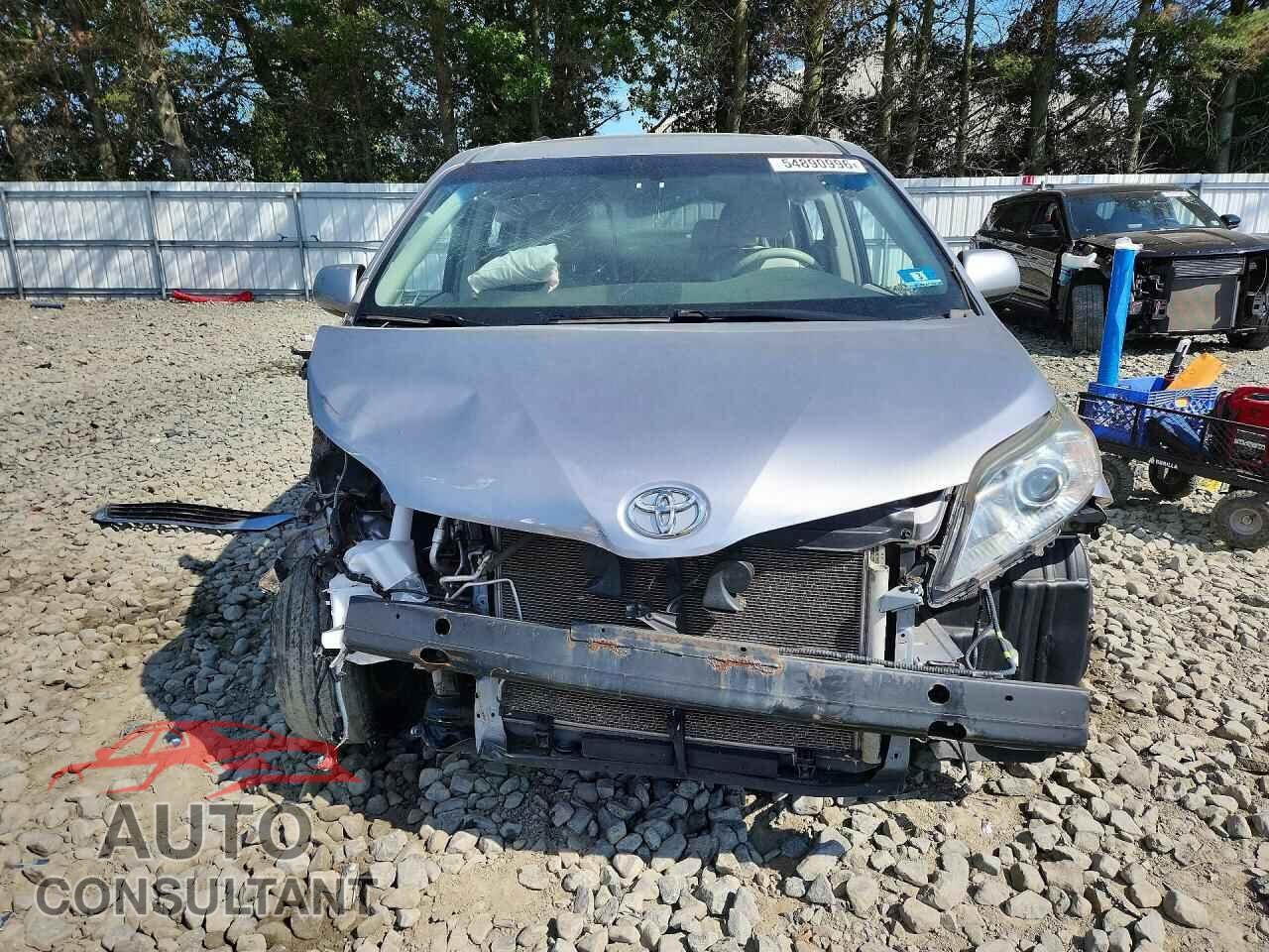 TOYOTA SIENNA 2012 - 5TDYK3DC8CS190862