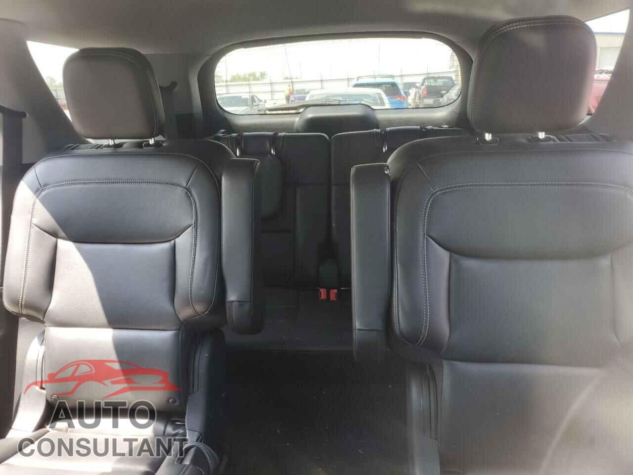 FORD EXPLORER 2022 - 1FMSK8DH6NGA80965