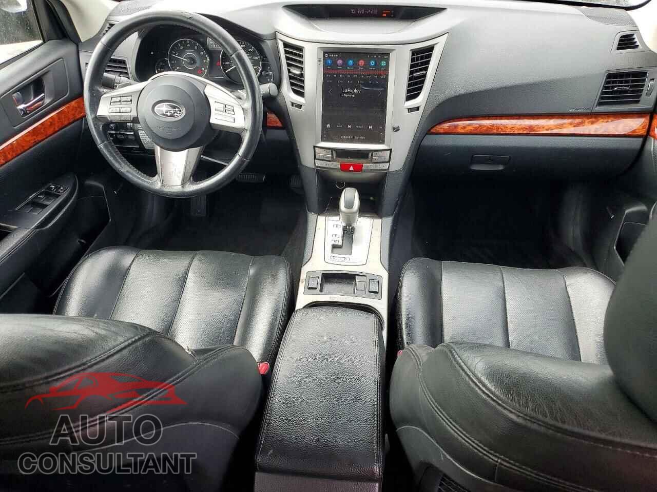 SUBARU OUTBACK 2010 - 4S4BRBKC8A3354636