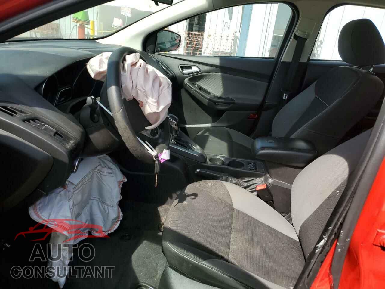 FORD FOCUS 2014 - 1FADP3F22EL318883