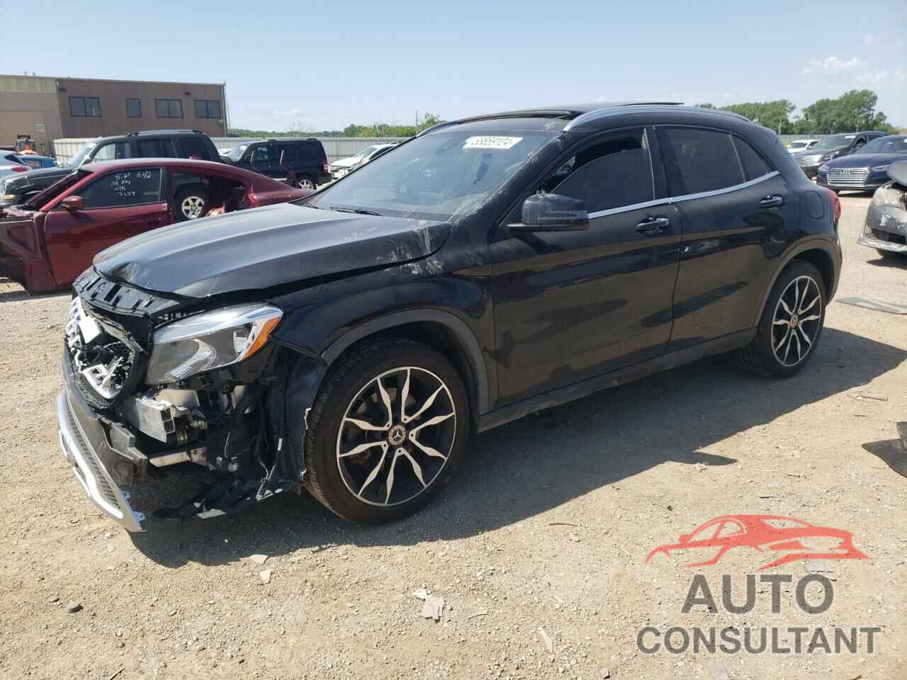 MERCEDES-BENZ GLA-CLASS 2018 - WDCTG4GB9JJ401852