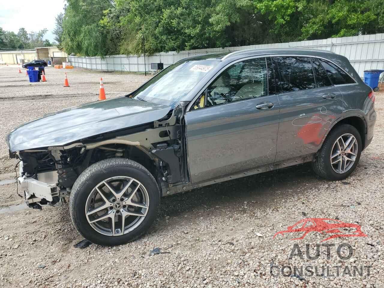 MERCEDES-BENZ GLC-CLASS 2017 - WDC0G4KB1HF241358
