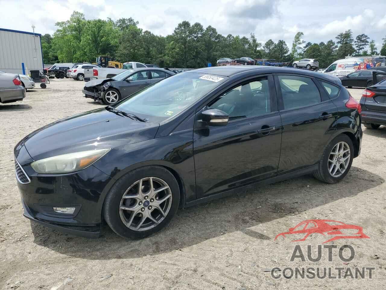 FORD FOCUS 2015 - 1FADP3K28FL319527