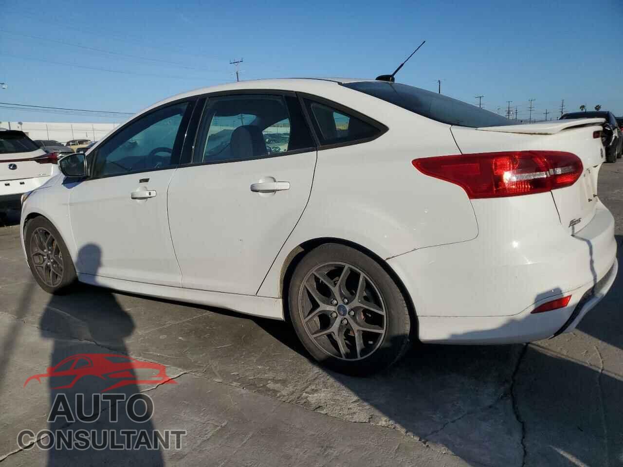 FORD FOCUS 2016 - 1FADP3F26GL336032