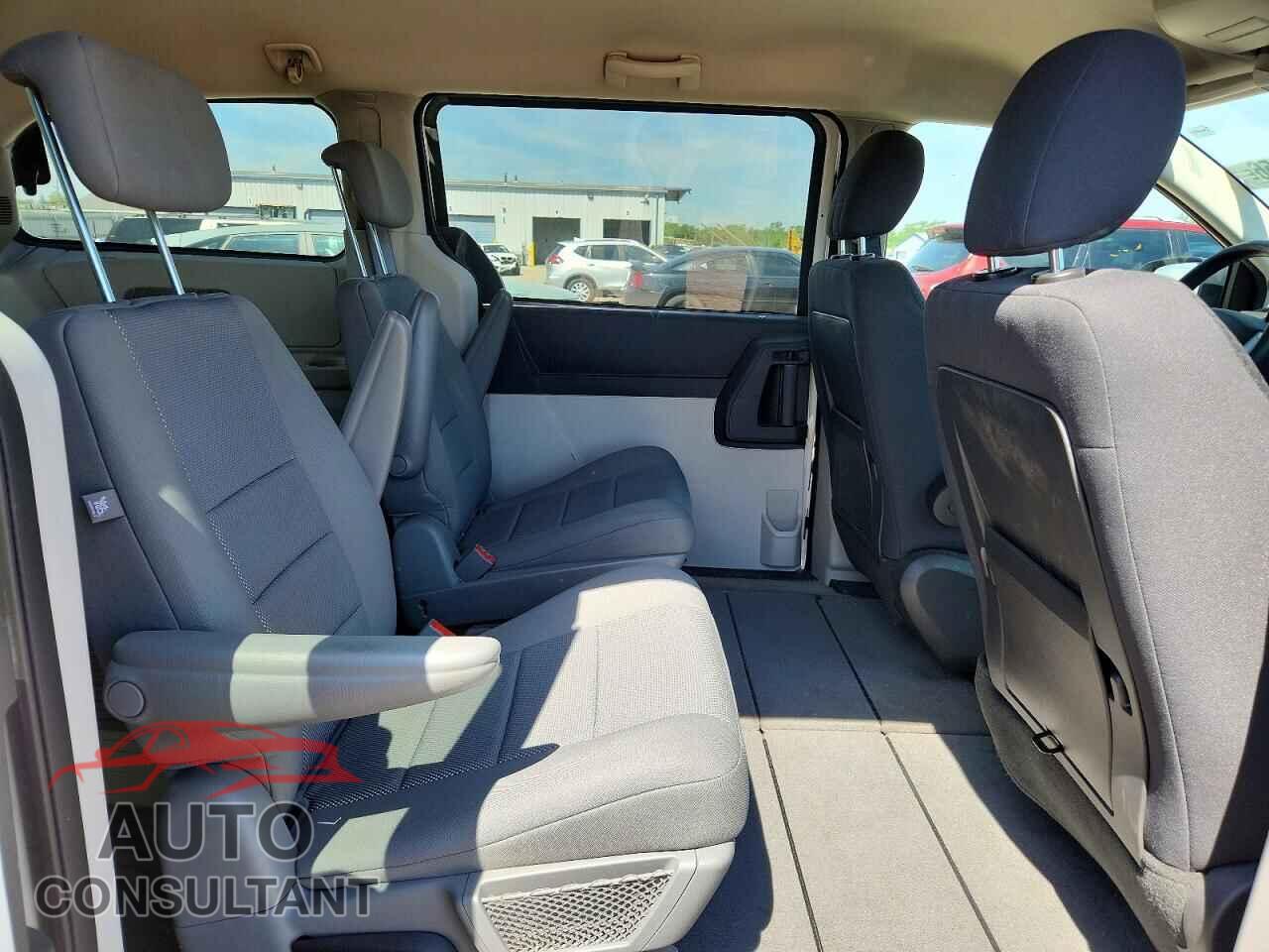 DODGE CARAVAN 2010 - 2D4CN1AE3AR207734
