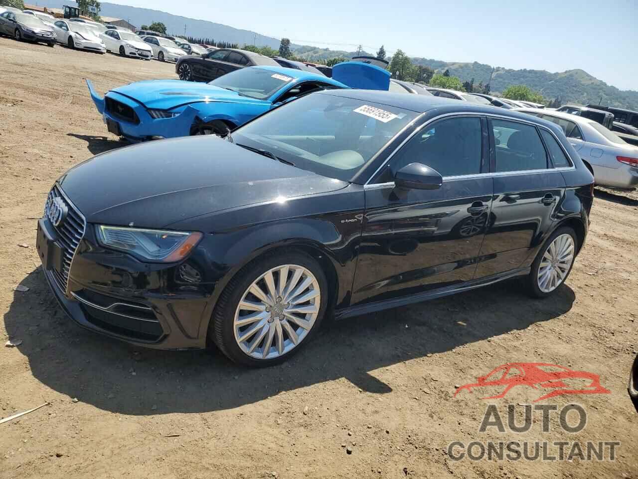 AUDI A3 2016 - WAUSPBFF2GA071245