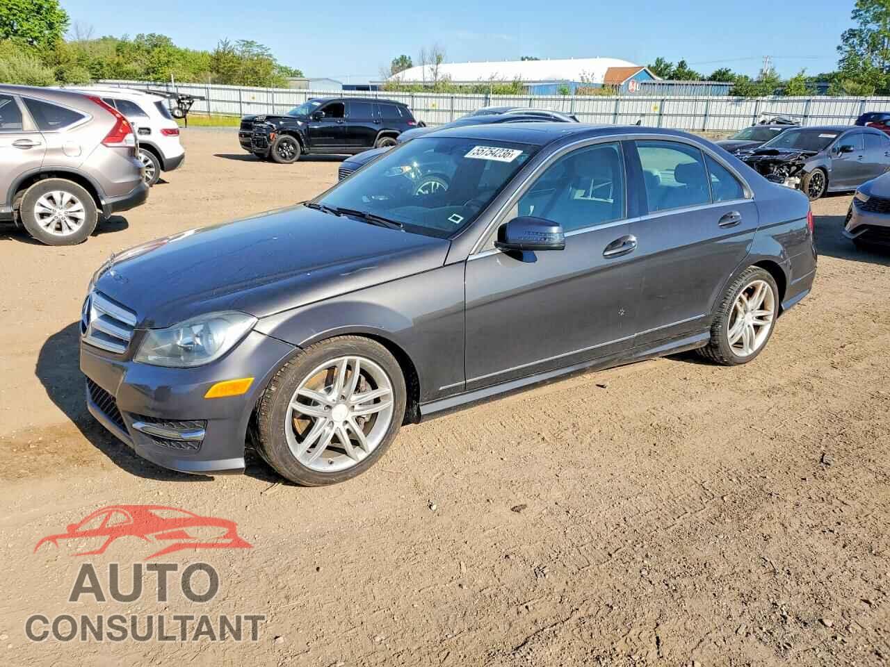 MERCEDES-BENZ C-CLASS 2013 - WDDGF8AB5DA840065