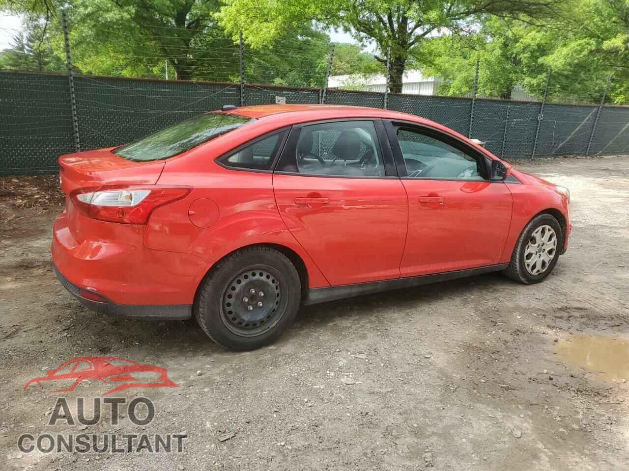 FORD FOCUS 2012 - 1FAHP3F27CL247646
